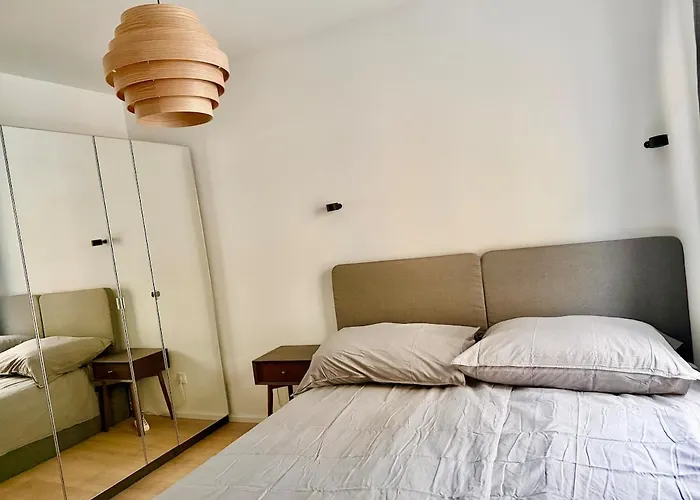 Luxury Stylish With Free Parking *